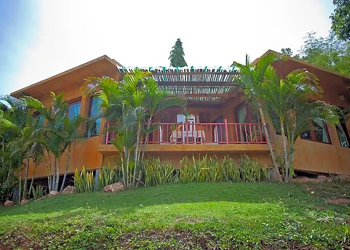 Panalee And สวนผึ้ง